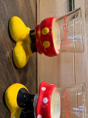 Vintage Walt Disney World Mickey & Minnie Mouse Footed Ceramic Shot Glass Set